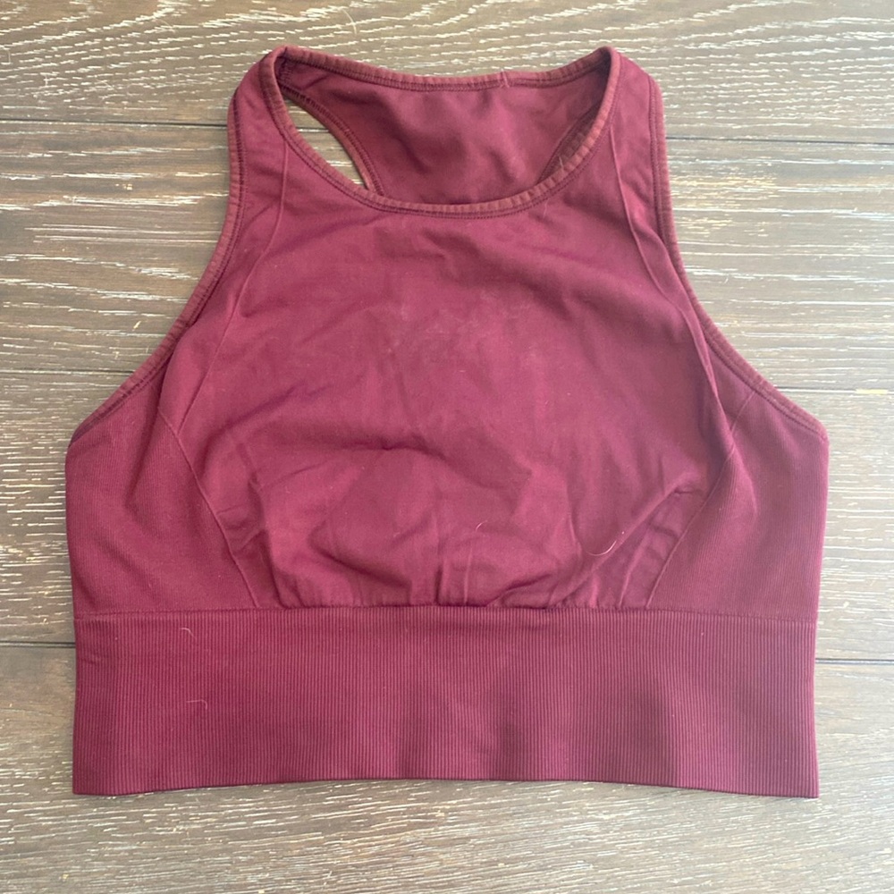 Lululemon high neck sports bra